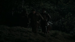 extant_GameOfThrones_2x03-WhatIsDeadMayNeverDie_5241