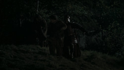 extant_GameOfThrones_2x03-WhatIsDeadMayNeverDie_5242
