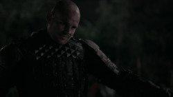 extant_GameOfThrones_2x03-WhatIsDeadMayNeverDie_5333