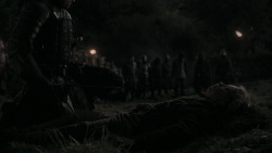extant_GameOfThrones_2x03-WhatIsDeadMayNeverDie_5336