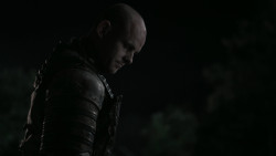 extant_GameOfThrones_2x03-WhatIsDeadMayNeverDie_5340