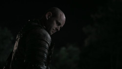 extant_GameOfThrones_2x03-WhatIsDeadMayNeverDie_5341