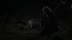 extant_GameOfThrones_2x03-WhatIsDeadMayNeverDie_5358