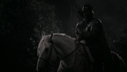extant_GameOfThrones_2x03-WhatIsDeadMayNeverDie_5376