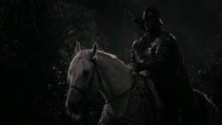 extant_GameOfThrones_2x03-WhatIsDeadMayNeverDie_5377