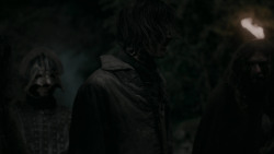extant_GameOfThrones_2x03-WhatIsDeadMayNeverDie_5380