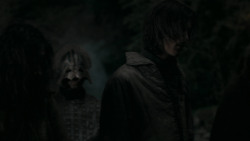 extant_GameOfThrones_2x03-WhatIsDeadMayNeverDie_5381