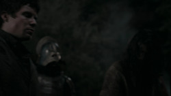 extant_GameOfThrones_2x03-WhatIsDeadMayNeverDie_5384