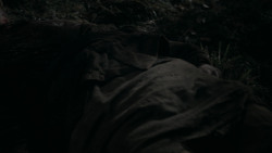 extant_GameOfThrones_2x03-WhatIsDeadMayNeverDie_5416