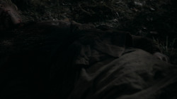 extant_GameOfThrones_2x03-WhatIsDeadMayNeverDie_5417