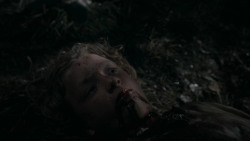 extant_GameOfThrones_2x03-WhatIsDeadMayNeverDie_5422