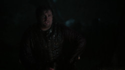 extant_GameOfThrones_2x04-GardenOfBones_0020