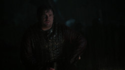 extant_GameOfThrones_2x04-GardenOfBones_0021