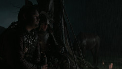 extant_GameOfThrones_2x04-GardenOfBones_0032