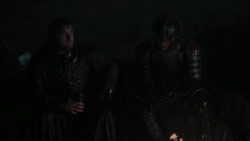 extant_GameOfThrones_2x04-GardenOfBones_0037