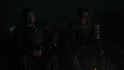 extant_GameOfThrones_2x04-GardenOfBones_0040