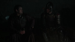 extant_GameOfThrones_2x04-GardenOfBones_0045
