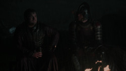 extant_GameOfThrones_2x04-GardenOfBones_0047