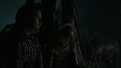 extant_GameOfThrones_2x04-GardenOfBones_0057