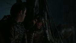 extant_GameOfThrones_2x04-GardenOfBones_0060