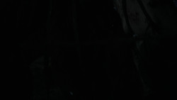 extant_GameOfThrones_2x04-GardenOfBones_0102