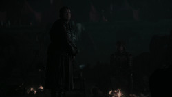 extant_GameOfThrones_2x04-GardenOfBones_0114