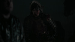 extant_GameOfThrones_2x04-GardenOfBones_0120