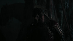 extant_GameOfThrones_2x04-GardenOfBones_0126
