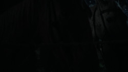 extant_GameOfThrones_2x04-GardenOfBones_0129