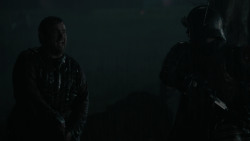 extant_GameOfThrones_2x04-GardenOfBones_0157