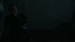 extant_GameOfThrones_2x04-GardenOfBones_0161