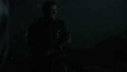extant_GameOfThrones_2x04-GardenOfBones_0163