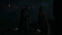 extant_GameOfThrones_2x04-GardenOfBones_0169