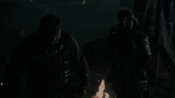 extant_GameOfThrones_2x04-GardenOfBones_0179