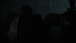 extant_GameOfThrones_2x04-GardenOfBones_0184