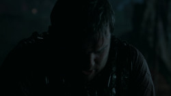 extant_GameOfThrones_2x04-GardenOfBones_0188