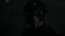 extant_GameOfThrones_2x04-GardenOfBones_0193