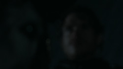 extant_GameOfThrones_2x04-GardenOfBones_0200
