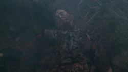 extant_GameOfThrones_2x04-GardenOfBones_0213