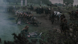 extant_GameOfThrones_2x04-GardenOfBones_0228