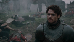 extant_GameOfThrones_2x04-GardenOfBones_0237