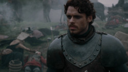 extant_GameOfThrones_2x04-GardenOfBones_0239