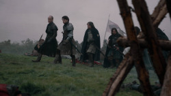 extant_GameOfThrones_2x04-GardenOfBones_0246