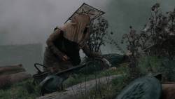 extant_GameOfThrones_2x04-GardenOfBones_0269