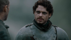 extant_GameOfThrones_2x04-GardenOfBones_0293