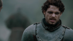 extant_GameOfThrones_2x04-GardenOfBones_0303