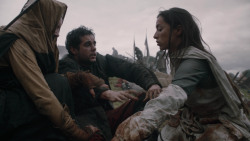 extant_GameOfThrones_2x04-GardenOfBones_0336