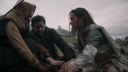 extant_GameOfThrones_2x04-GardenOfBones_0337