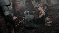 extant_GameOfThrones_2x04-GardenOfBones_0347
