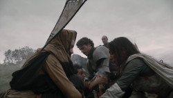 extant_GameOfThrones_2x04-GardenOfBones_0361
